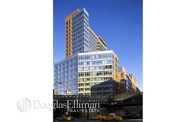 Rented by Douglas Elliman | media 39