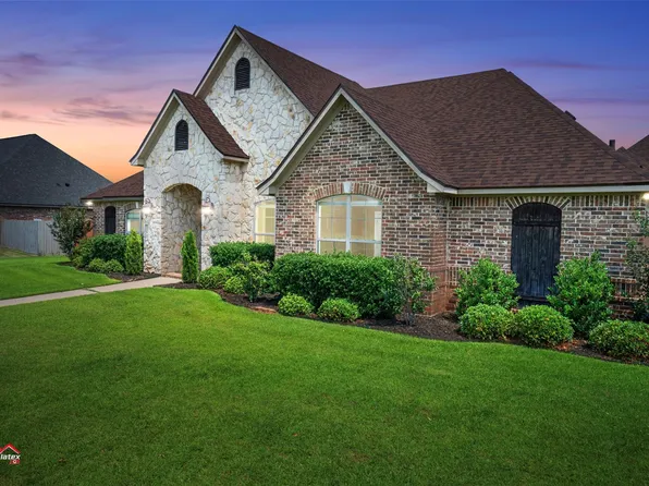 111 Colonel Burt Dr, Benton, LA 71006