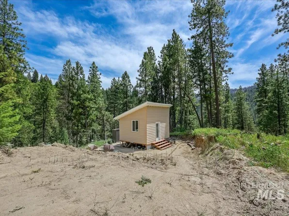 5 Todd Cir, Boise, ID 83716