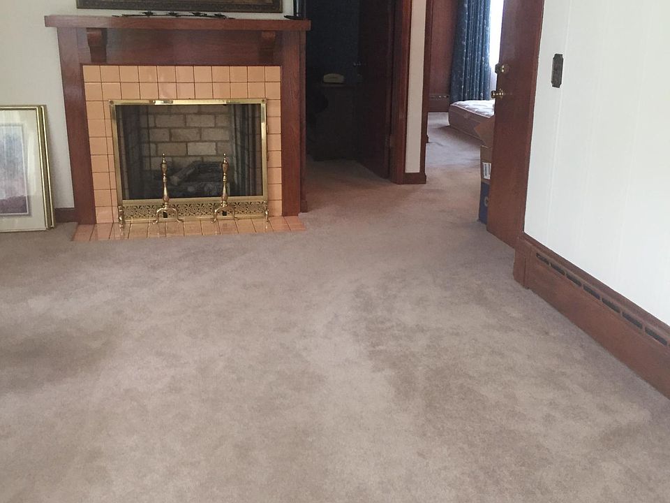 2nd image of 728 Vine St #1
