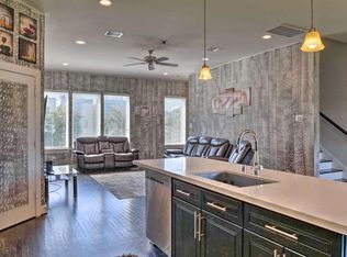 2107 Stuart Ave, Houston, TX 77004