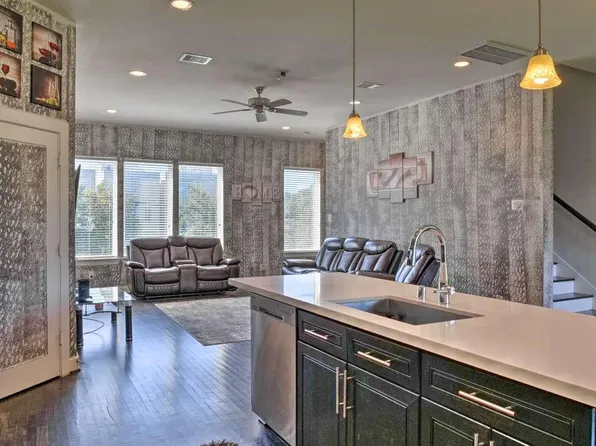 2107 Stuart Ave, Houston, TX 77004