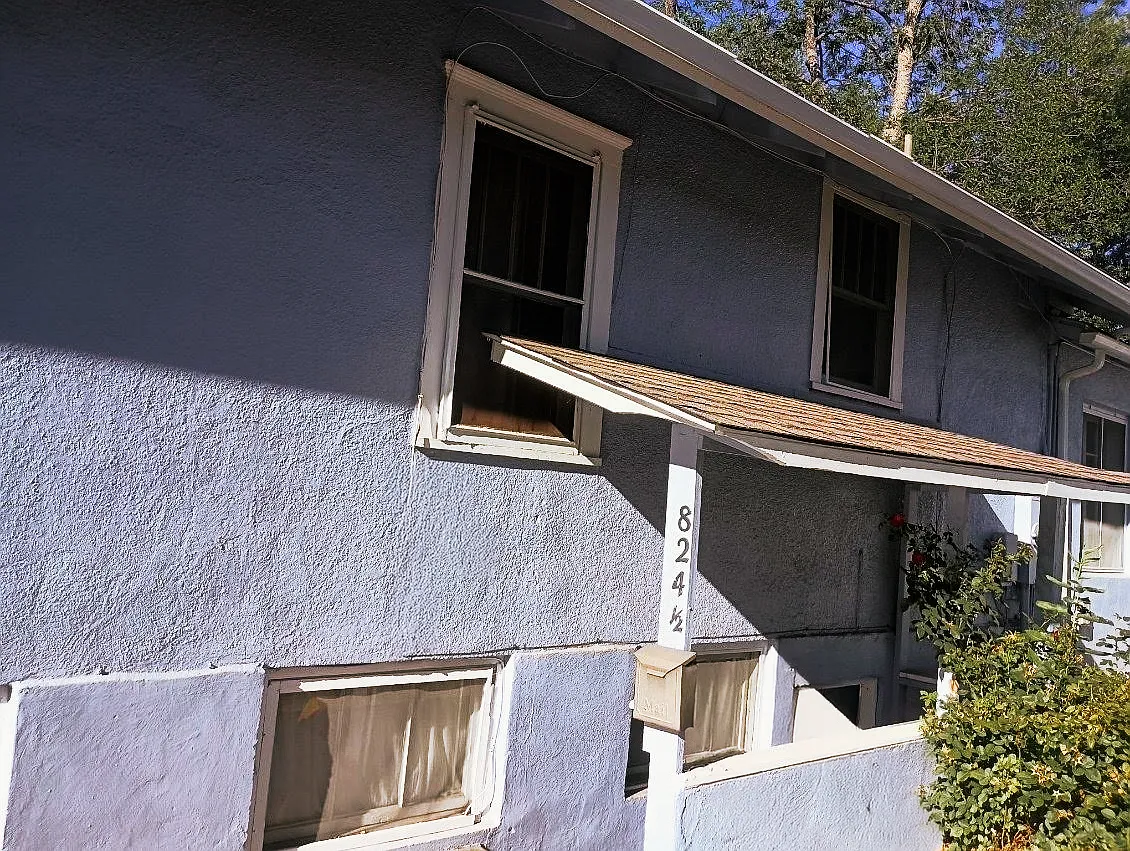 2 bed, 1000 sqft, $1,800 — Photo 2