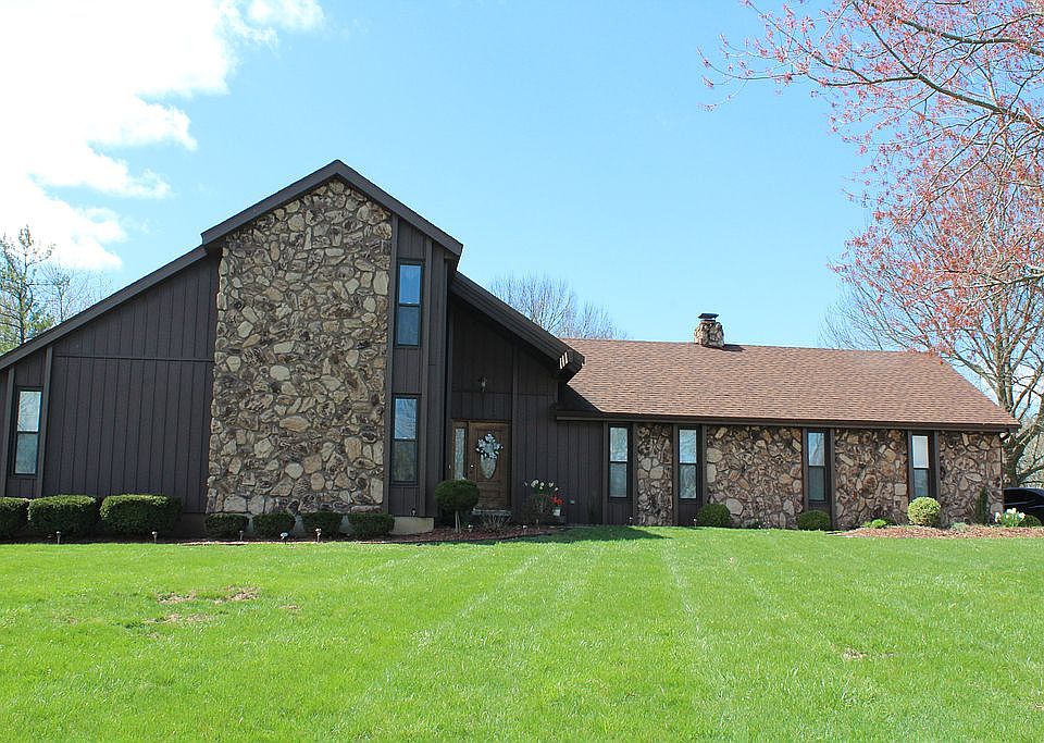 1st image of 7365 Derby Dr