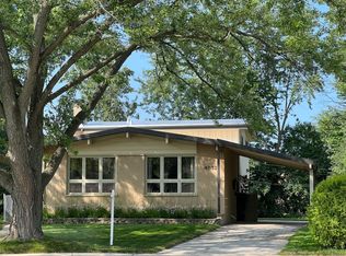 4032 Tower Cir, Skokie, IL