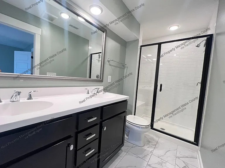 445 Rally Point Pl — Photo 17