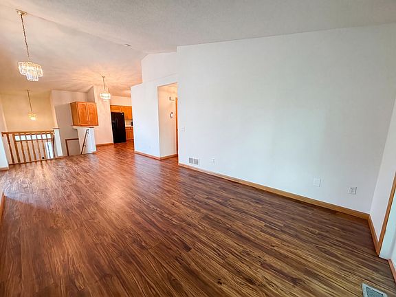 3rd image of 5317 140th Ave NW