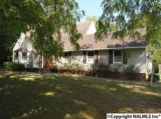 1306 Sparkman St SW, Hartselle, AL 35640