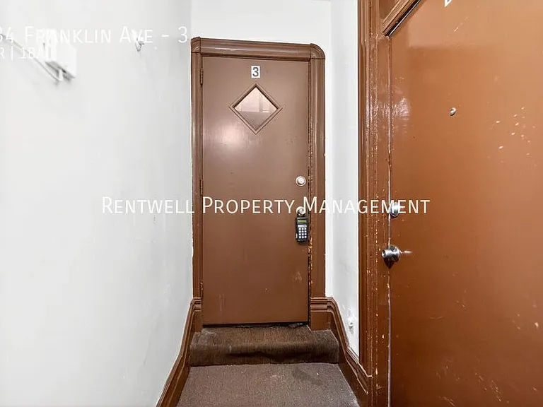 734 Franklin Ave #3 — Photo 26