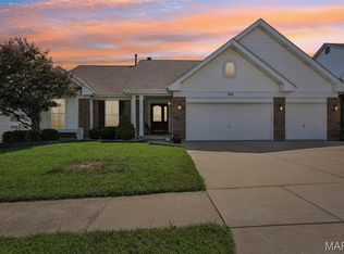 722 Grand View Ridge Ct, Eureka, MO 63025