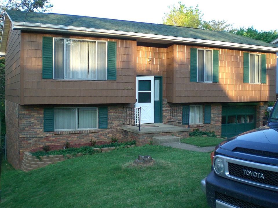 1st image of 1064 Greenland Cir