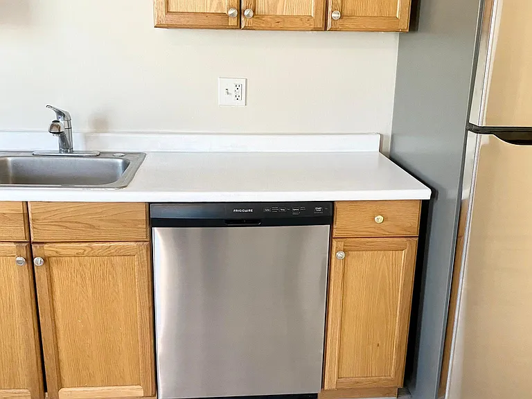 132 Princeton St #1 — Photo 4