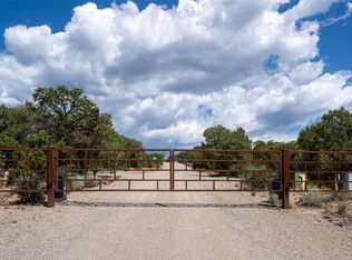 21 Yana Dr, Santa Fe, NM 87506