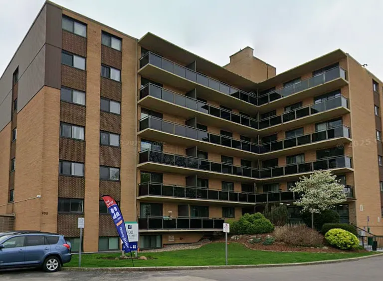 700 Ross St — Photo 16