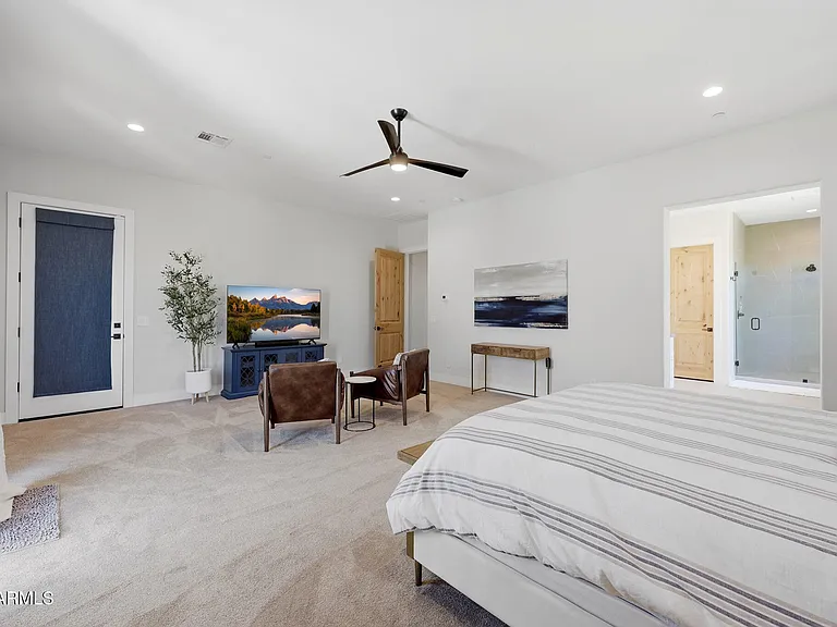 6896 E Lomas Verdes Dr — Photo 22