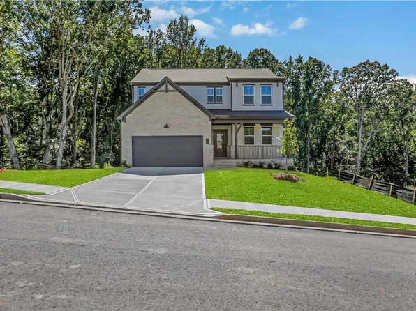 700 Dugout Dr, Lawrenceville, GA 30043