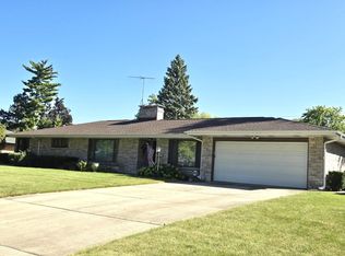 1616 Taylor St, Joliet, IL 60435