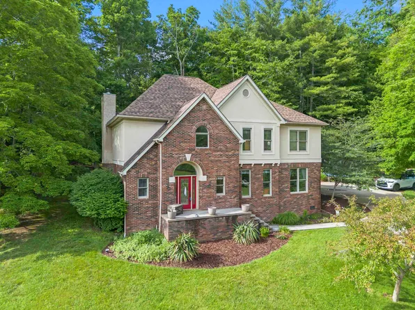 3497 Boy Scout Rd, Ashland, KY 41102