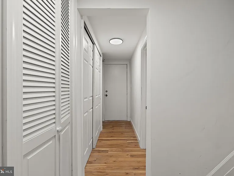 901 Russo Dr — Photo 28