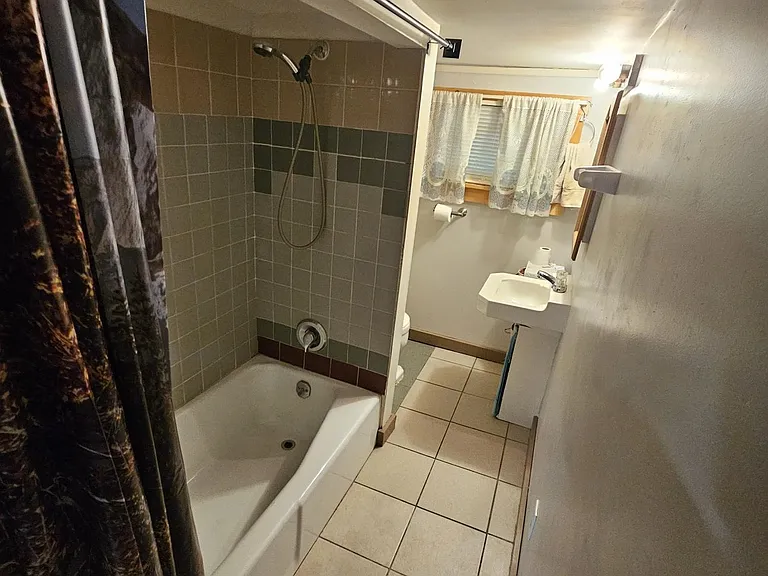 838 12th Rte — Photo 5