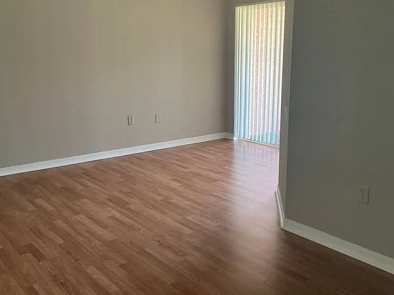 168 SW Peacock Blvd #35-103 — Photo 10