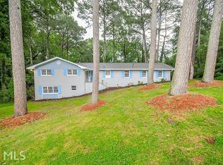 4889 Golden Cir SW, Mableton, GA 30126