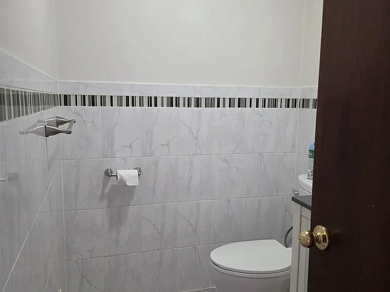 405 Frederick Ave — Photo 15