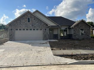 2033 Random Rdg, Columbia, MO 65201