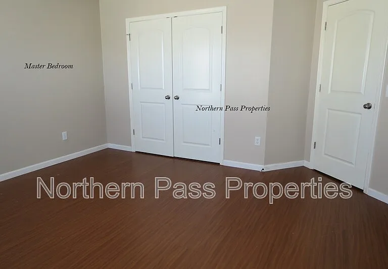 3233 Bell Point Dr — Photo 22