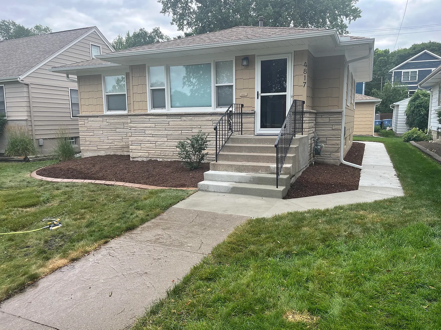 3 bed, 1860 sqft, $3,200 — Photo 1