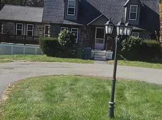 143 Pollard St, Billerica, MA 01821