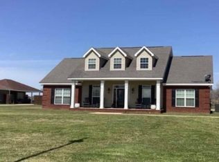 56 Edgar Rackard Ln, Atmore, AL 36502