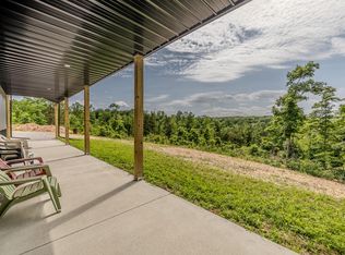 7897 Creek Rd, Hartville, MO 65667