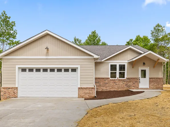226 Grayson Way, Signal Mountain, TN 37377