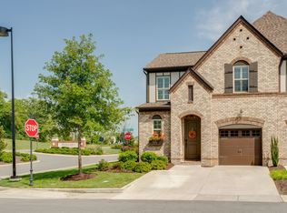 352 Coronado Private Cir, Hendersonville, TN 37075