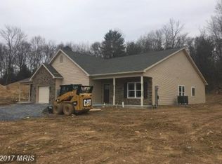 114 Beverly Blvd, Fayetteville, PA