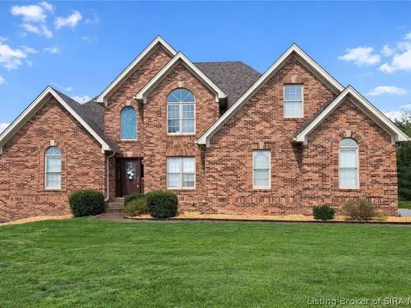 3048 Wolf Den Court, New Albany, IN 47150