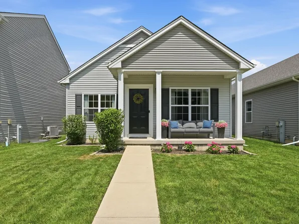 2493 W 127th Ln, Crown Point, IN 46307