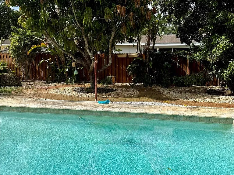 5170 SW 18th Ct #PRIMARY — Photo 22