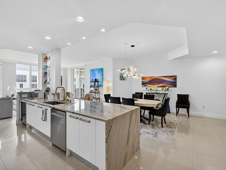 3800 N Ocean Dr #2050 — Photo 6