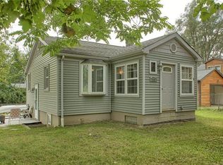 719 Alberta St, Auburn Hills, MI