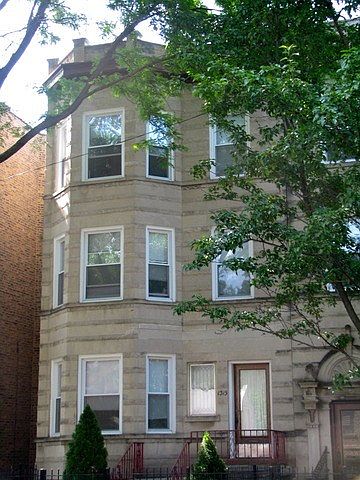 1st image of 1315 W Foster Ave APT 1