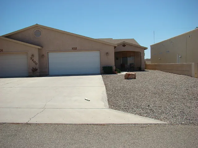 Building Photo - 3200 Arapaho Dr