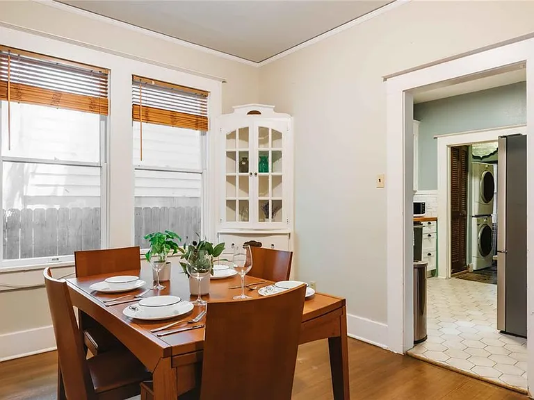 2623 Salado St #B — Photo 10