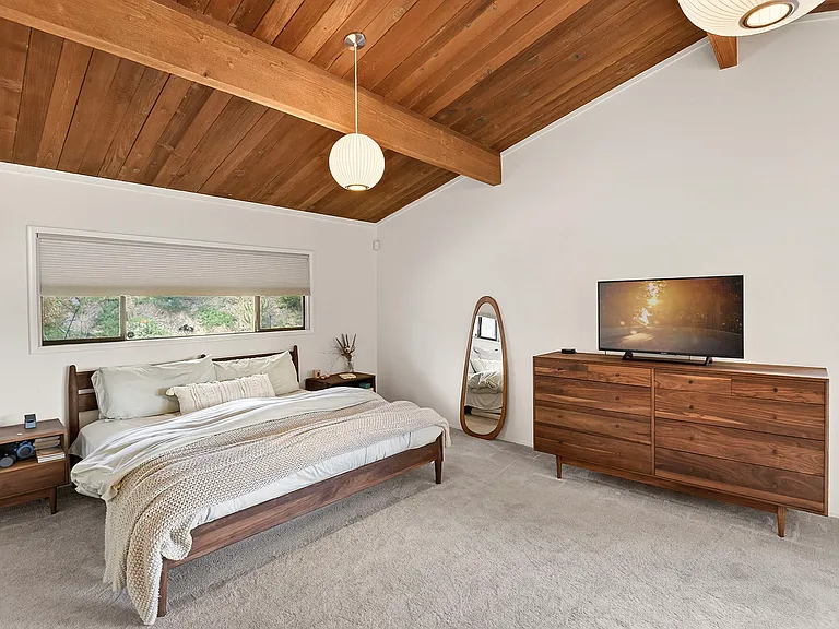 601 Country Club Dr — Photo 4