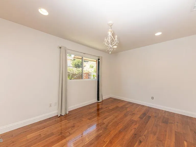 2906 Hawkridge Dr — Photo 10