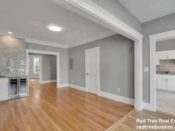 142 Sutherland Rd, Brighton, MA