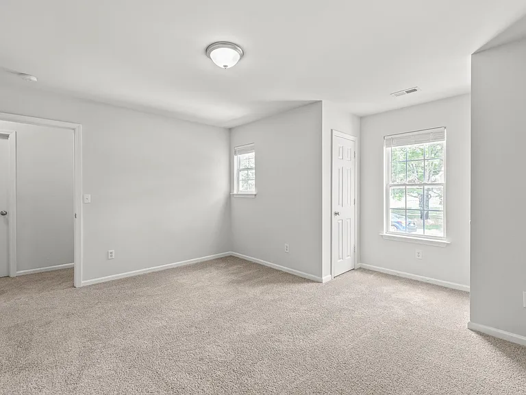 8818 Sharonbrook Dr — Photo 21