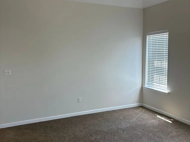 1057 Kentshire Cv — Photo 14