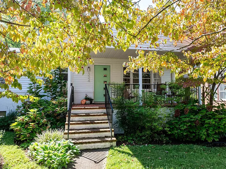 324 Parkway St — Photo 2
